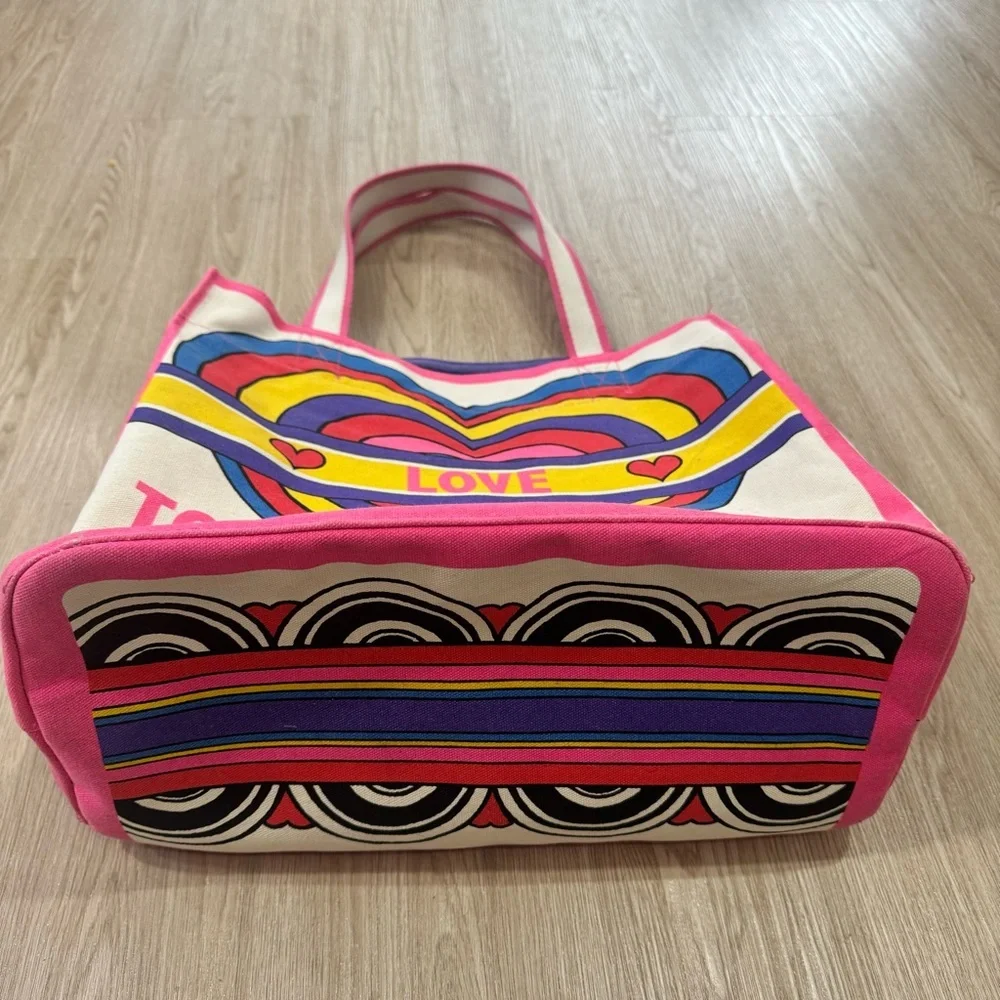 Brighton rainbow canvas heart tote - Picture 7 of 8